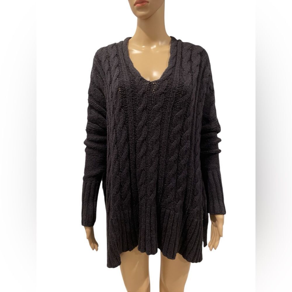 Free People  Cable Knit Sweater size M